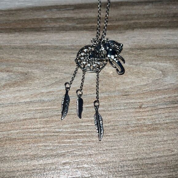 Elephant With Dream Catcher and Feathers Necklace Silver Tone With Extender - Picture 2 of 6